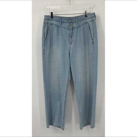 American Eagle wide leg cropped jeans light wash drop yoke pleated blue denim 14